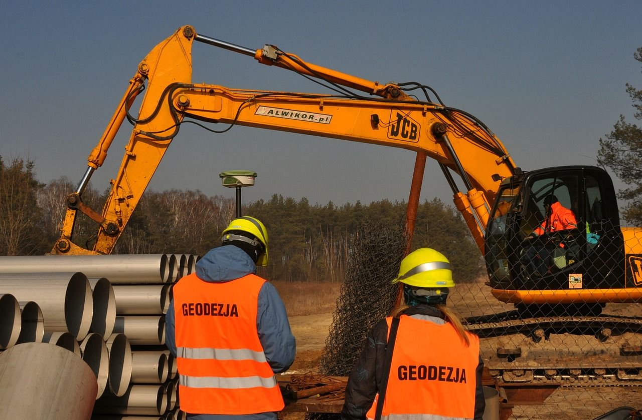 Pomiary działek - jakie informacje dostarcza geodeta?